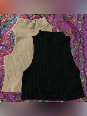 Ribbed Turtleneck tank top